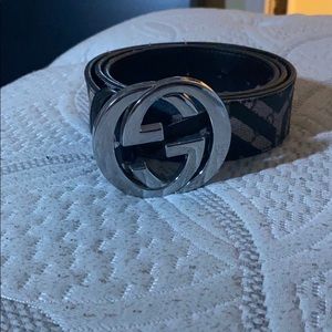 Gucci belt